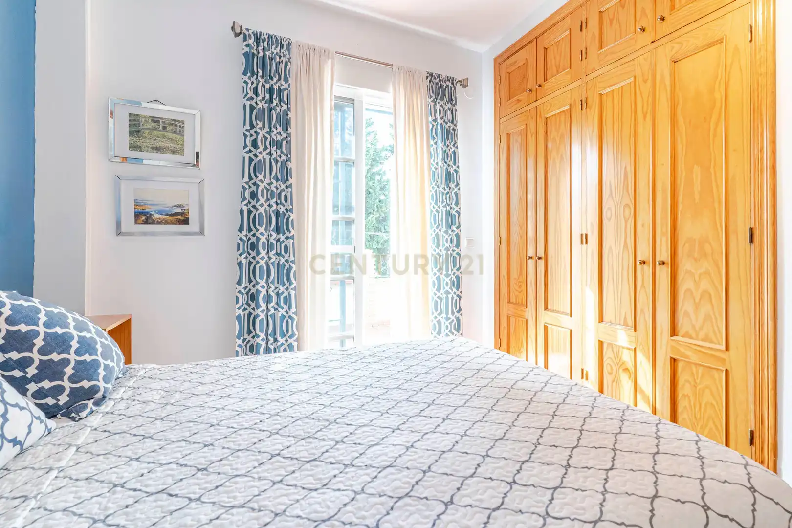 Habitación de Casa o chalet en venta en Motril con Aire acondicionado, Jardín privado y Trastero