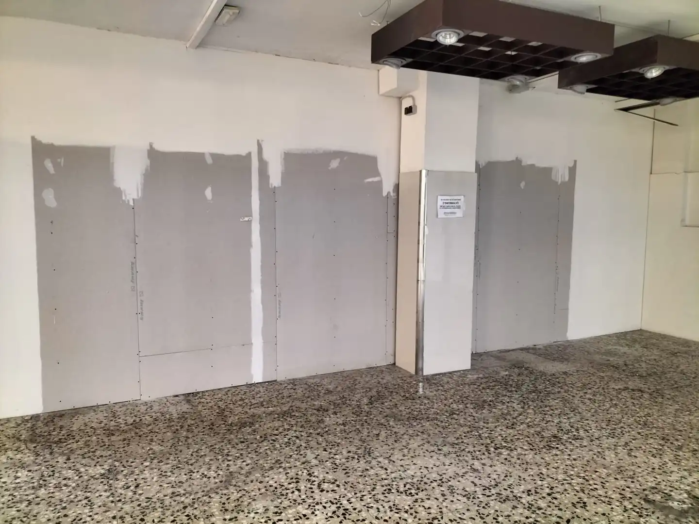 Local comercial en venta en Centre - Estació, imagen 4
