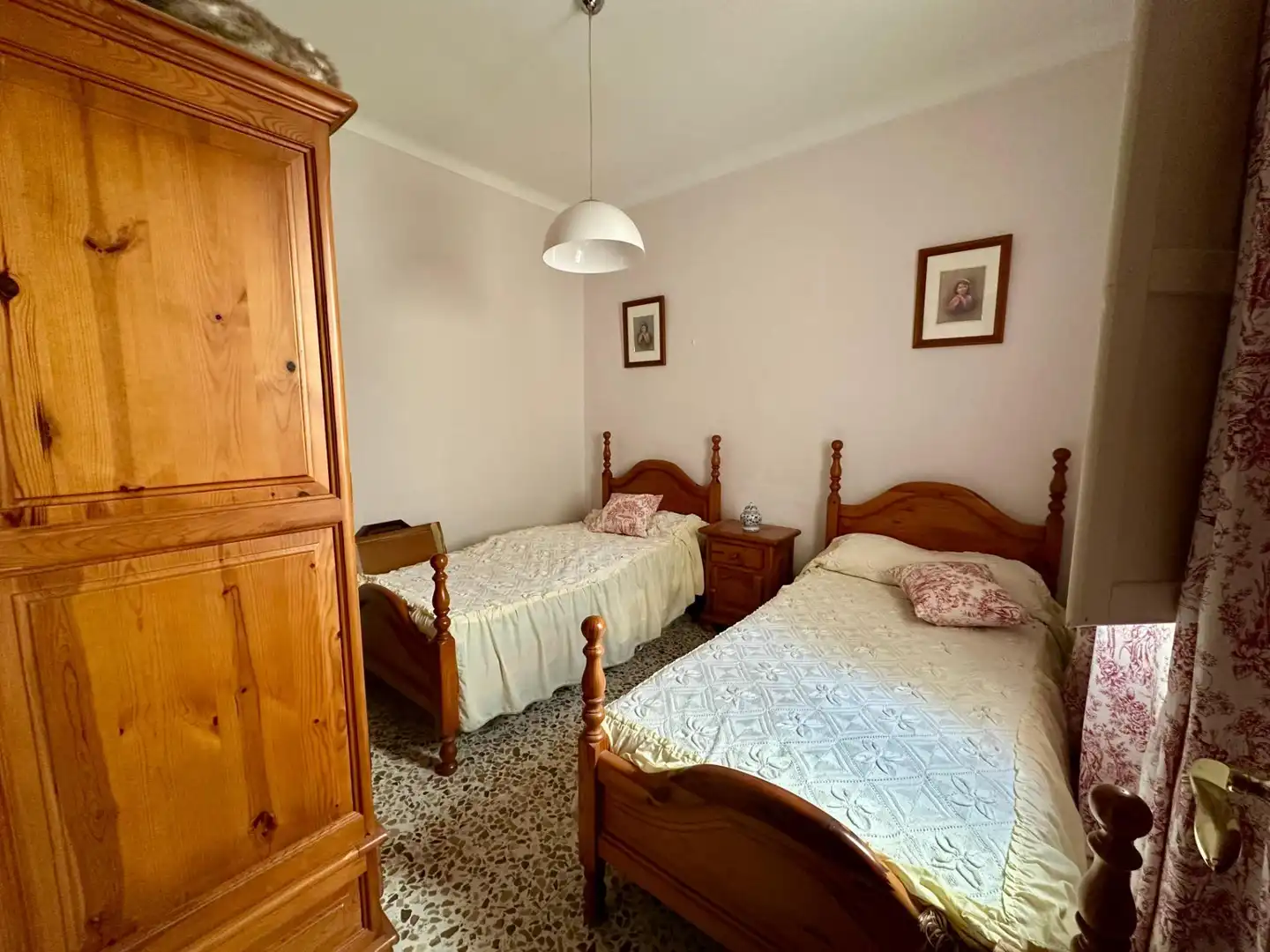 Dormitori de Casa o xalet en venda en Marchena