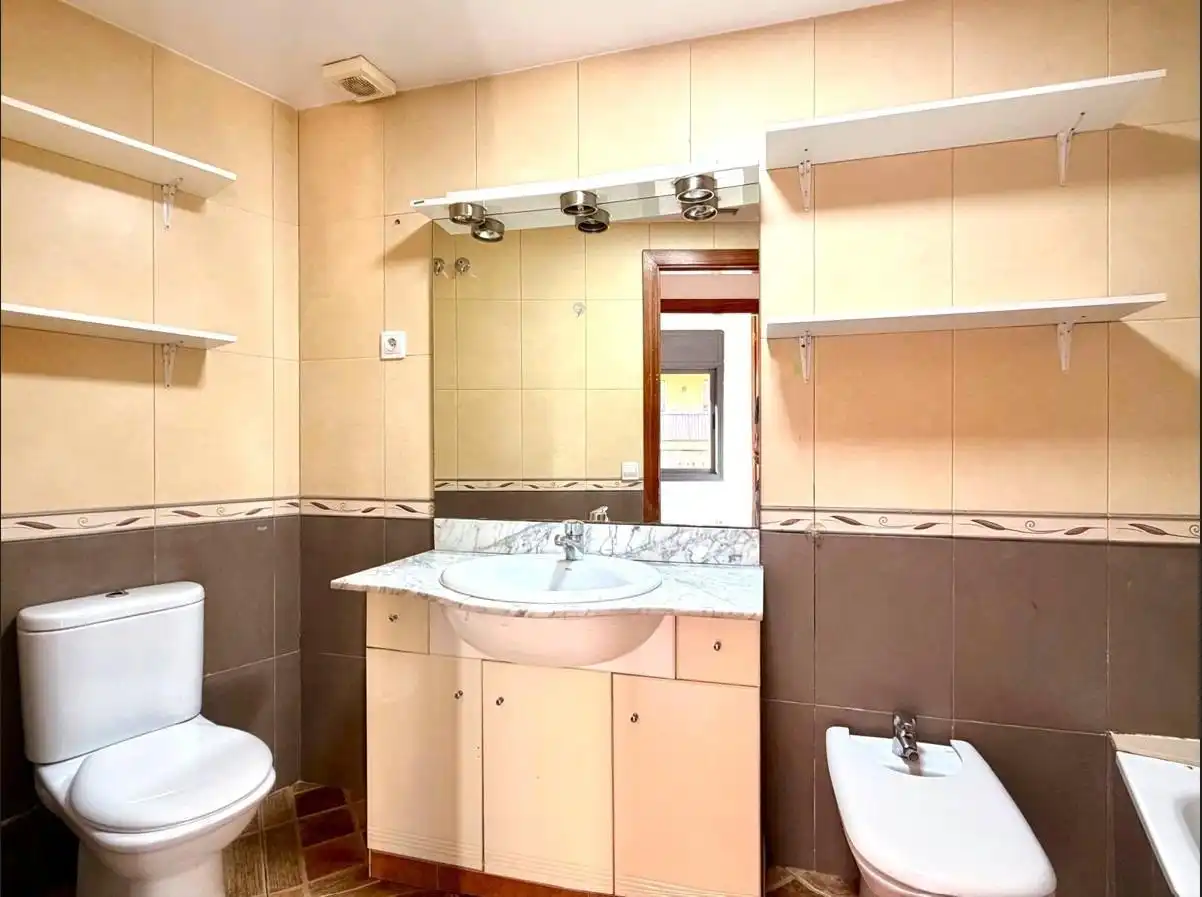 Baño de Piso en venta en Les Franqueses del Vallès con Calefacción y Terraza