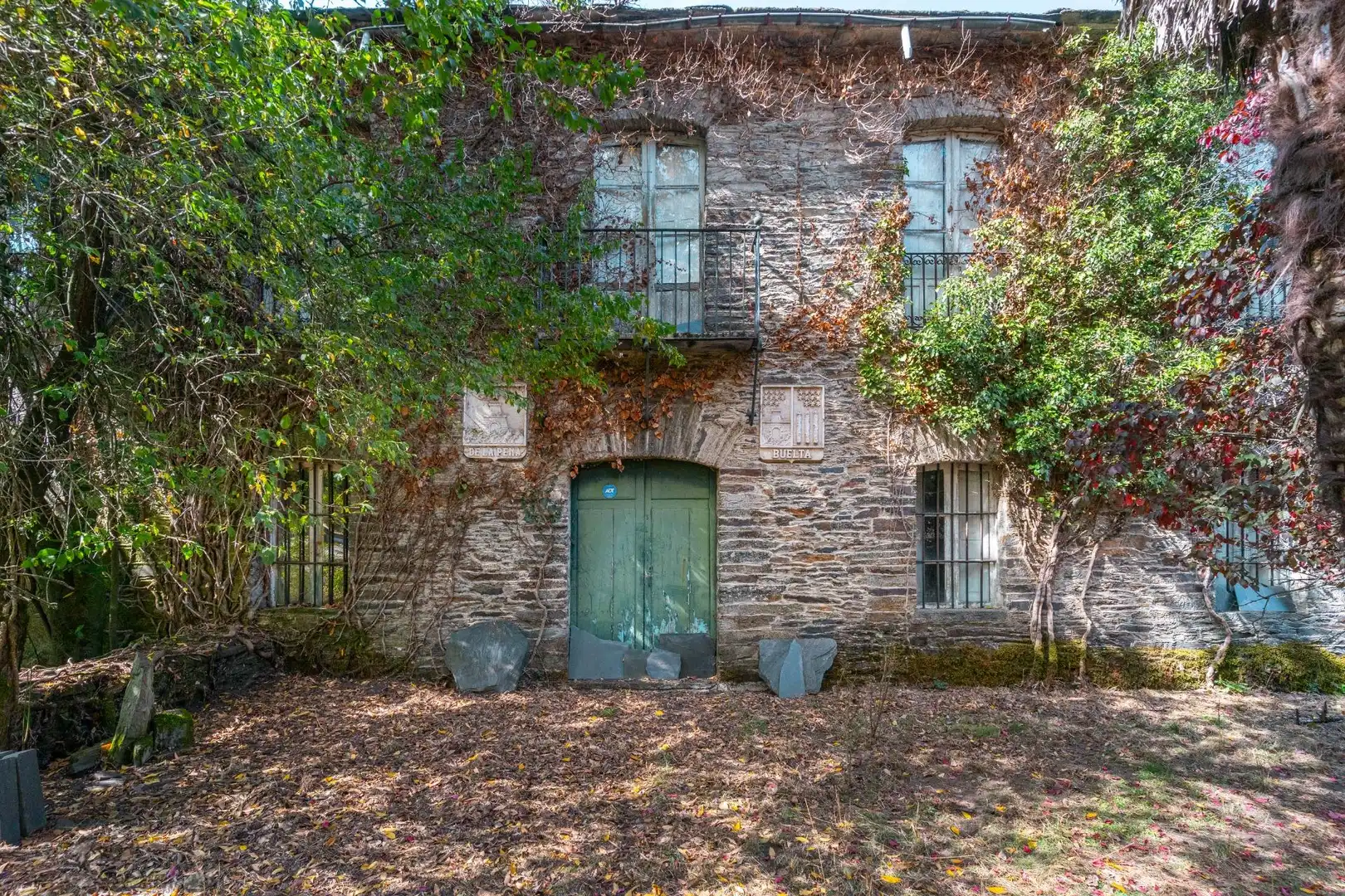 Vista exterior de Casa o chalet en venta en Palacios del Sil con Jardín privado