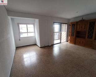 Living room of Flat for sale in Valladolid Capital  with Terrace and Balcony