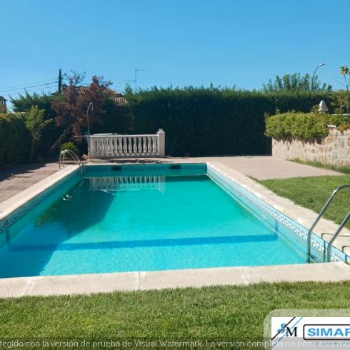 Piscina de Casa o xalet en venda en Olías del Rey amb Aire condicionat, Calefacció i Jardí privat