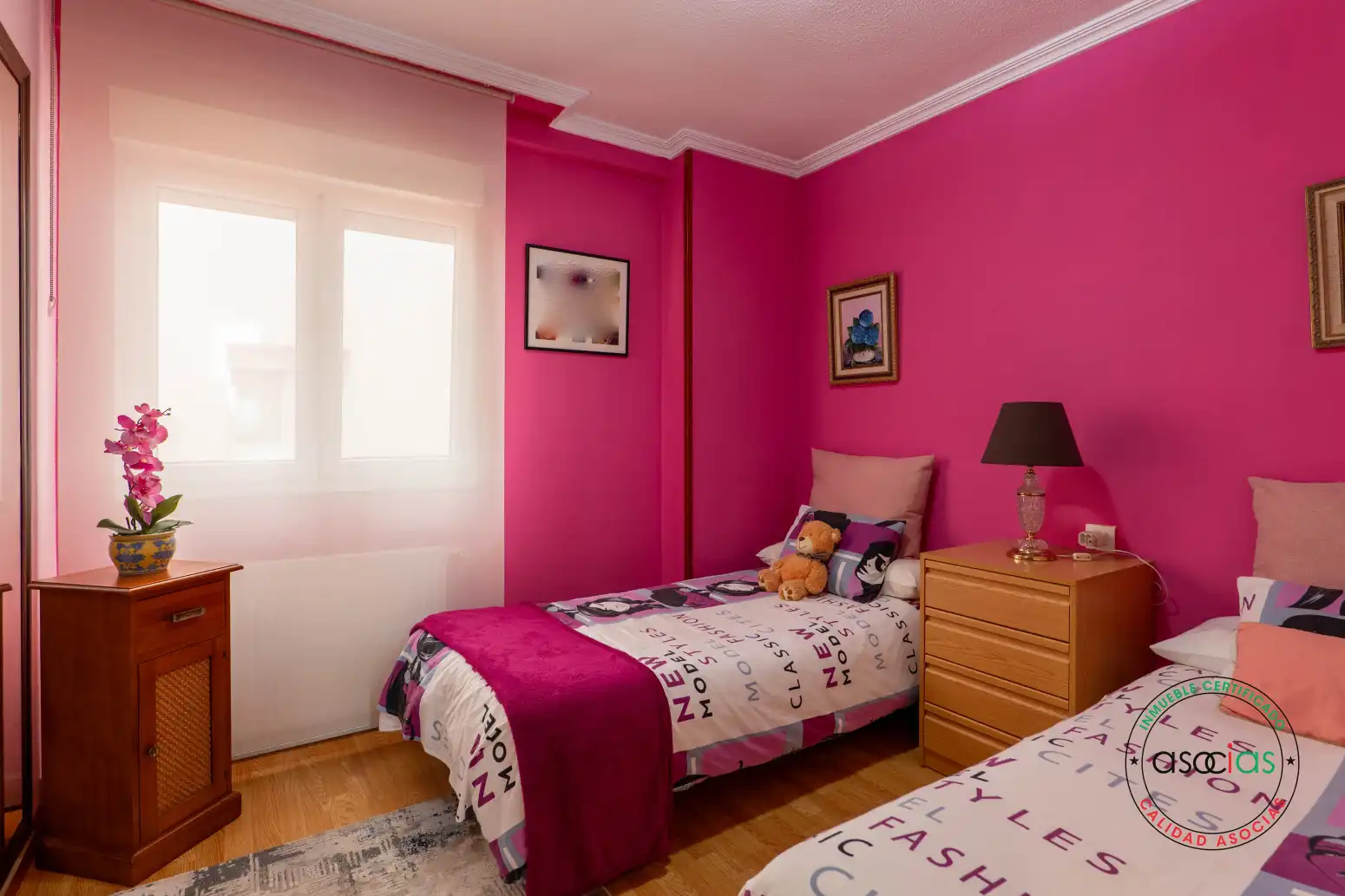 Habitación de Piso en venta en Gijón  con Calefacción, Parquet y Amueblado