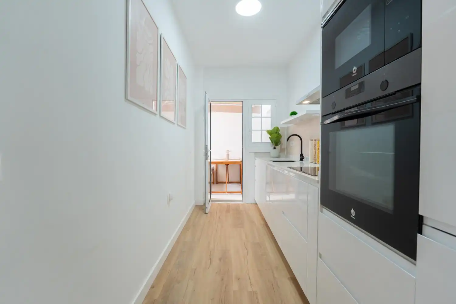 Cuina de Apartament en venda en La Orotava amb Calefacció, Jardí privat i Terrassa
