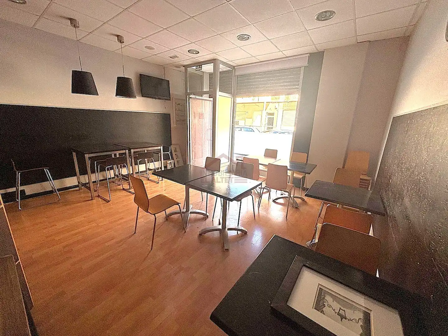 Local de alquiler en Elche / Elx con Aire acondicionado y Amueblado