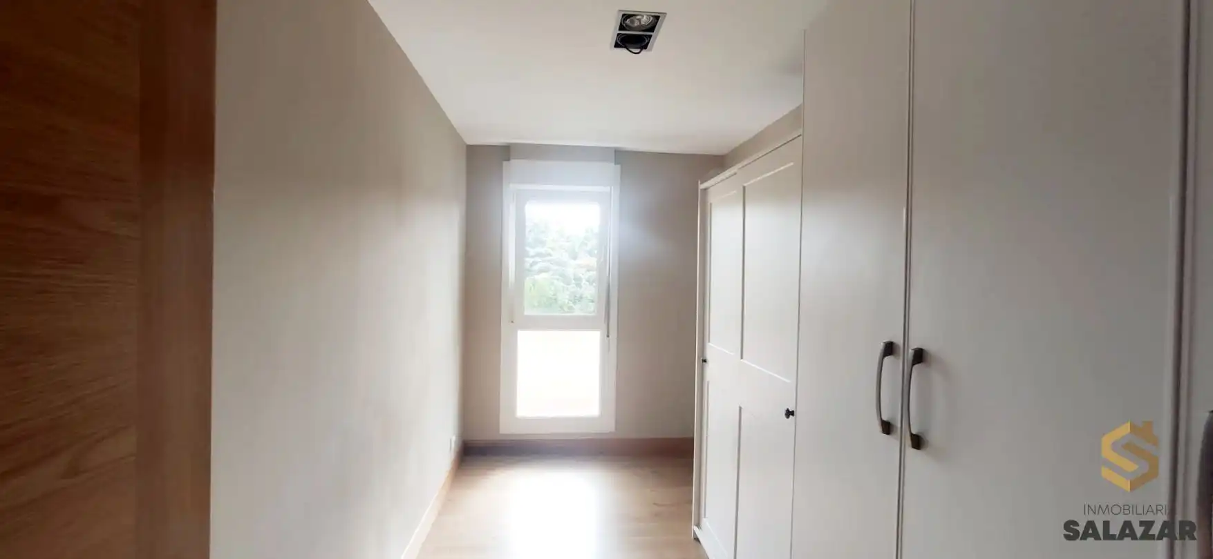 Wohnung zur Miete in Urduliz mit Heizung und Möbliert