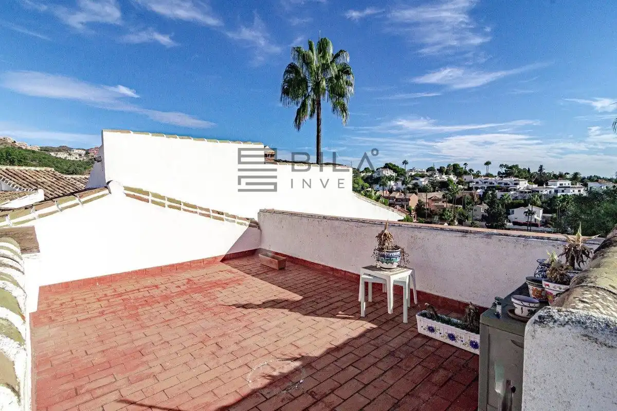 Chalet con piscina en venta en Calahonda, imagen 11