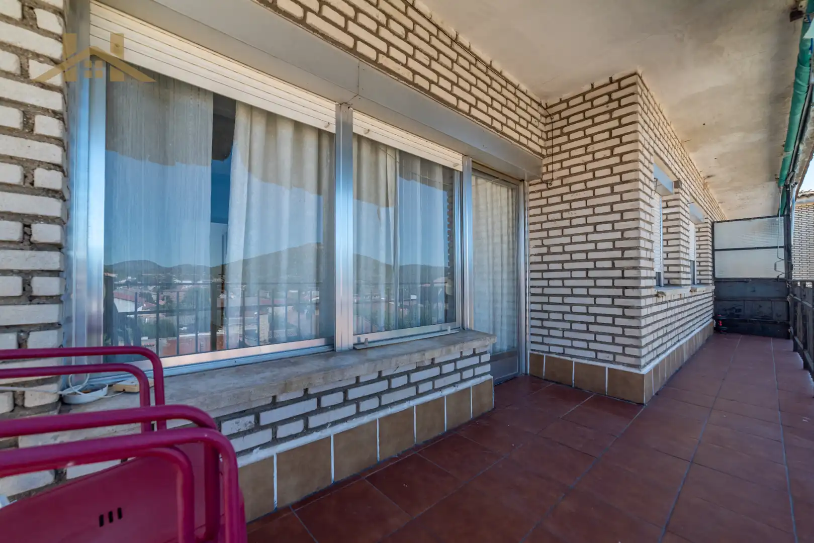 Terrassa de Pis en venda en Cadalso de los Vidrios amb Calefacció i Piscina comunitària