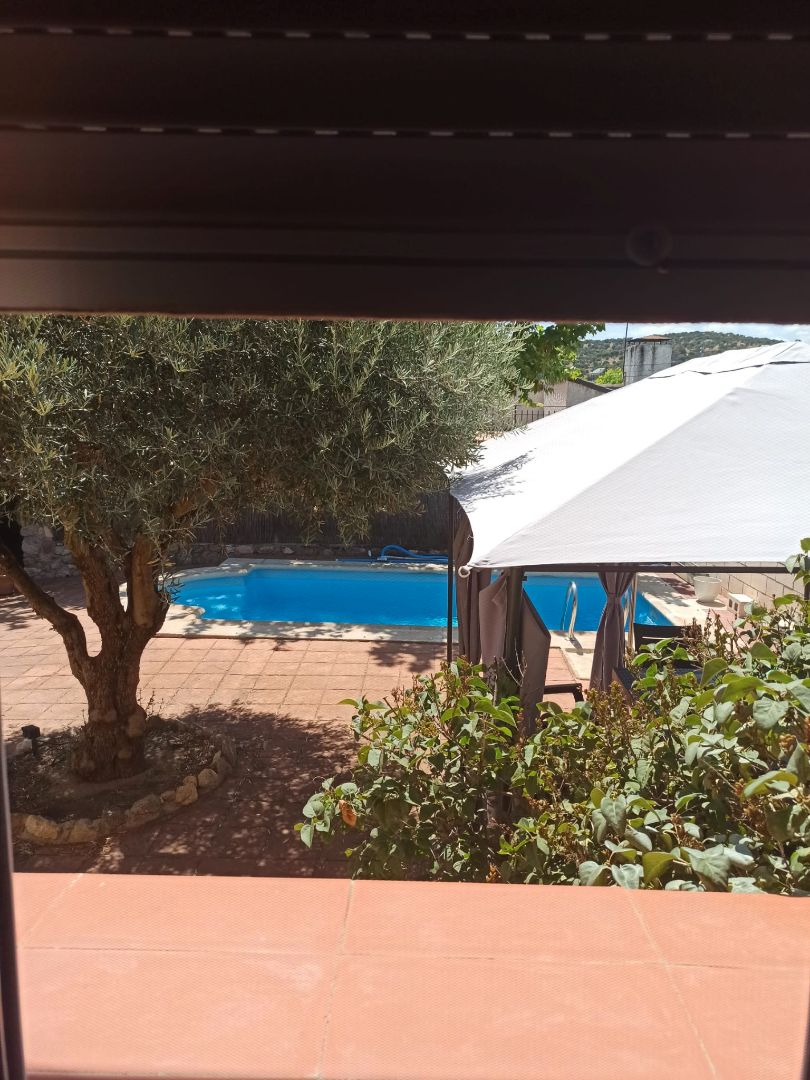 Piscina de Casa o xalet en venda en Navalagamella amb Calefacció, Jardí privat i Terrassa