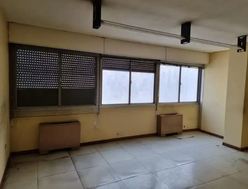 Büro zum Verkauf in Avenida Ronda de los Tejares 28, imagen 2