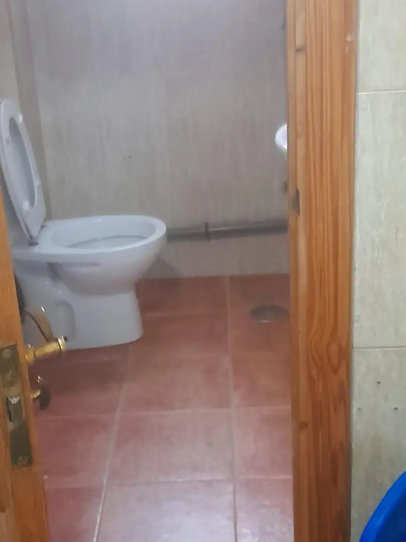 Bany de Local en venda en Alfafara amb Aire condicionat