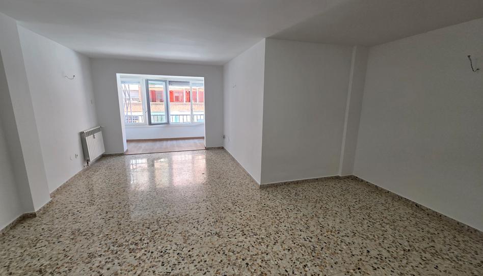 Foto 1 de Piso de alquiler en Avenida de Aragón, 13, Ensanche - Fuenfresca, Teruel
