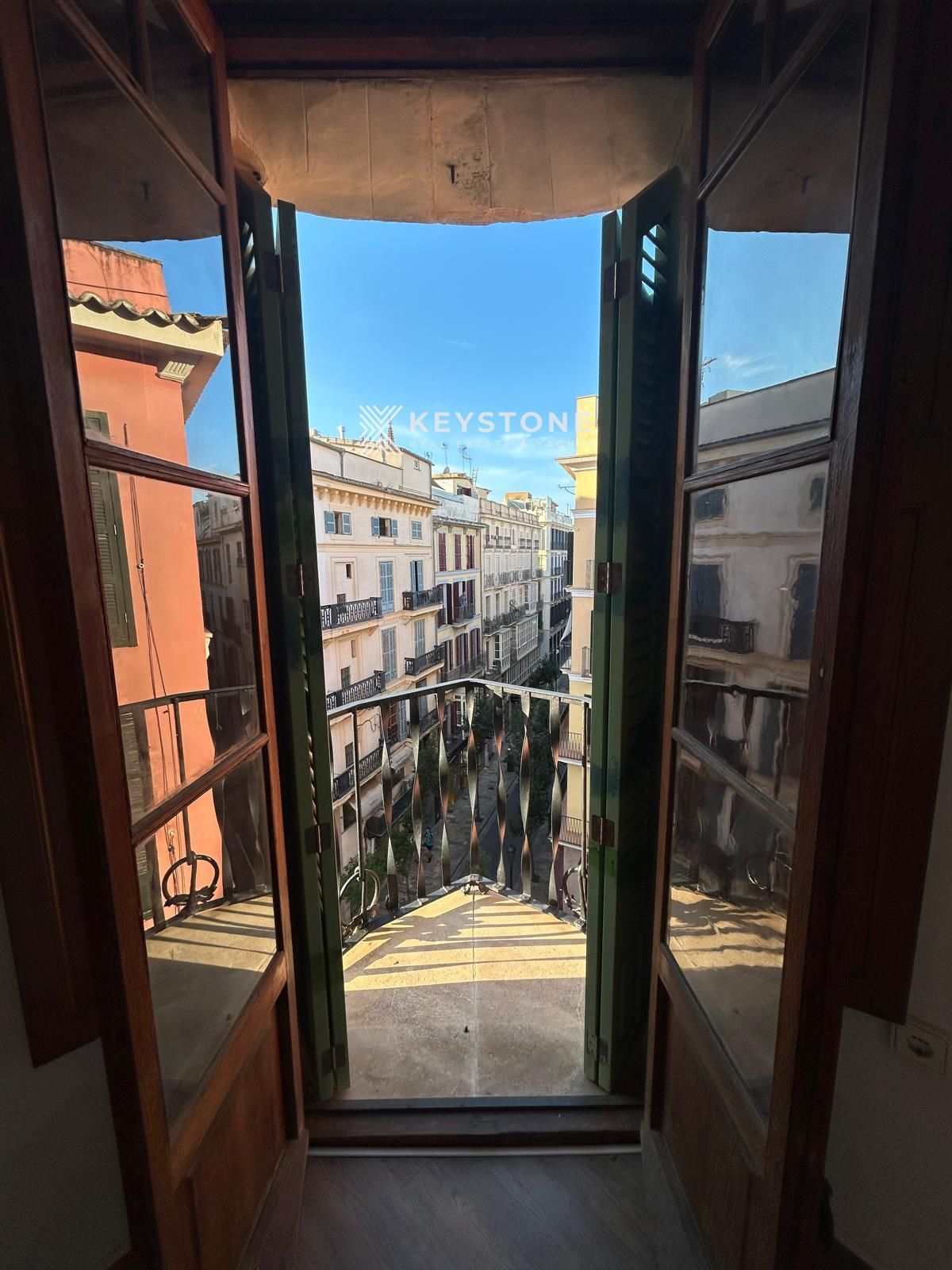 Vista exterior de Oficina de lloguer en  Palma de Mallorca amb Calefacció, Terrassa i Internet