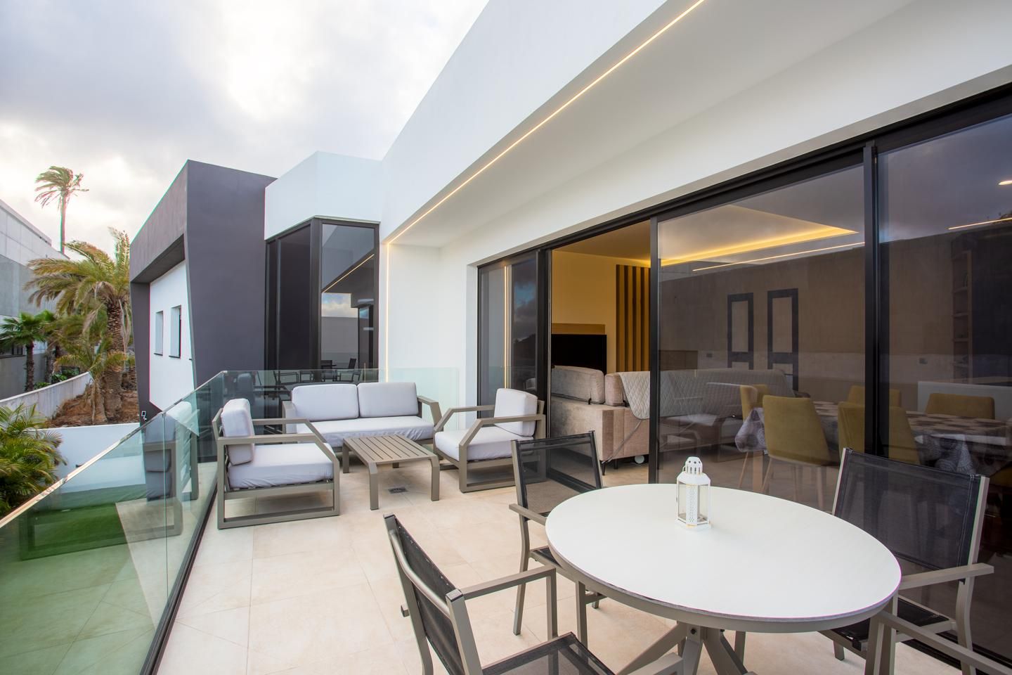 Terraza de Casa o chalet en venta en Las Palmas de Gran Canaria con Jardín privado, Terraza y Piscina
