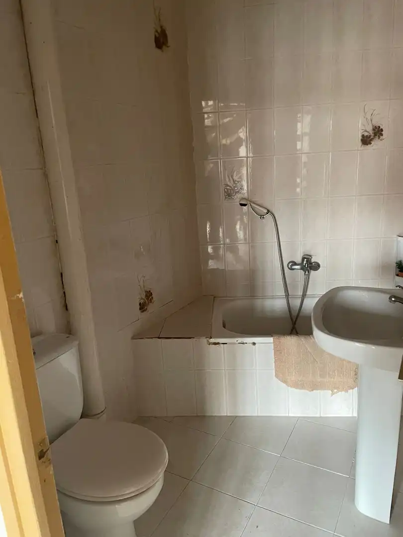 Bany de Casa o xalet en venda en Pira amb Calefacció, Terrassa i Traster