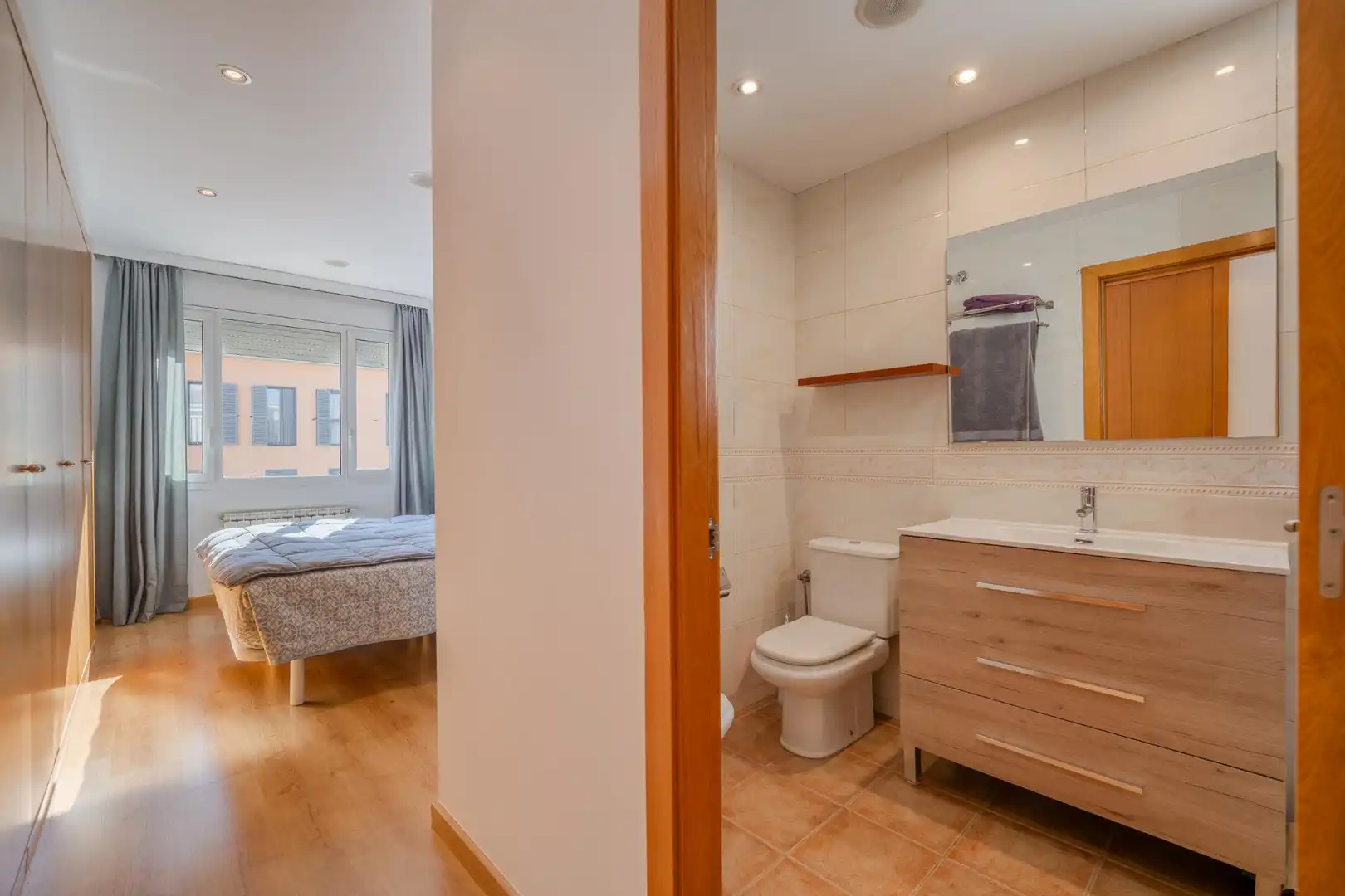 Baño de Casa adosada en venta en Fornells de la Selva con Aire acondicionado, Calefacción y Jardín privado