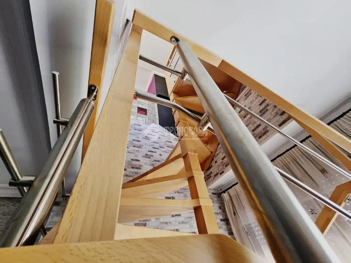 Dachboden zum Verkauf in Parla mit Klimaanlage, Heizung und Terrasse