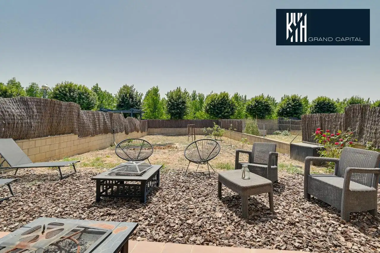 Casa con terraza en venta en Carrer Carrer Llevant, imagen 24