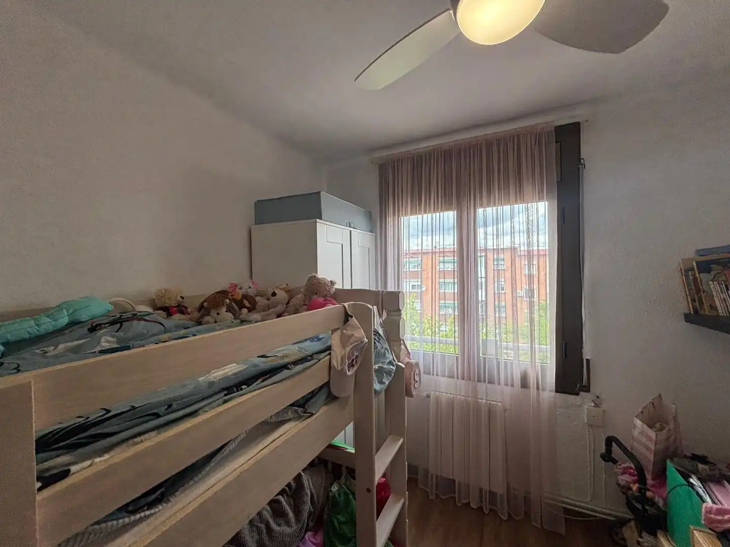 Habitación de Piso en venta en Sabadell con Calefacción