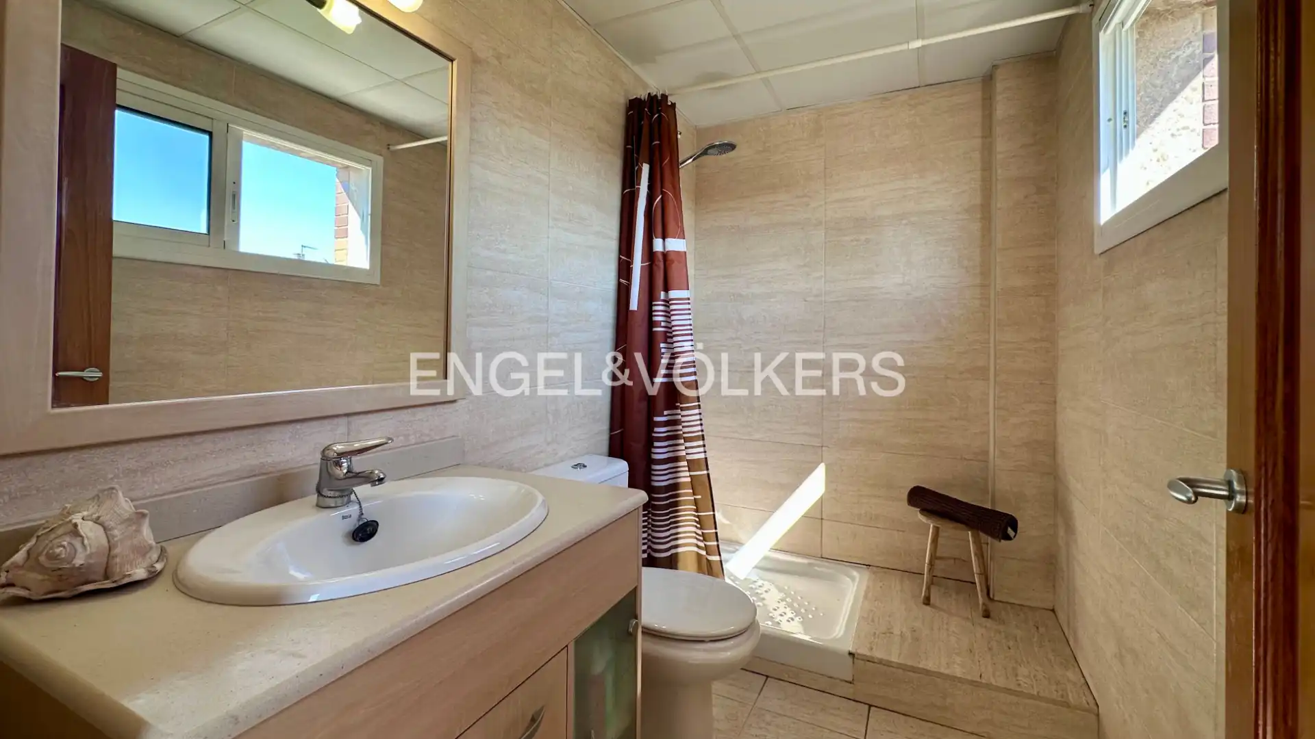 Adosado con terraza en venta en Carrer Berna 35, imagen 23
