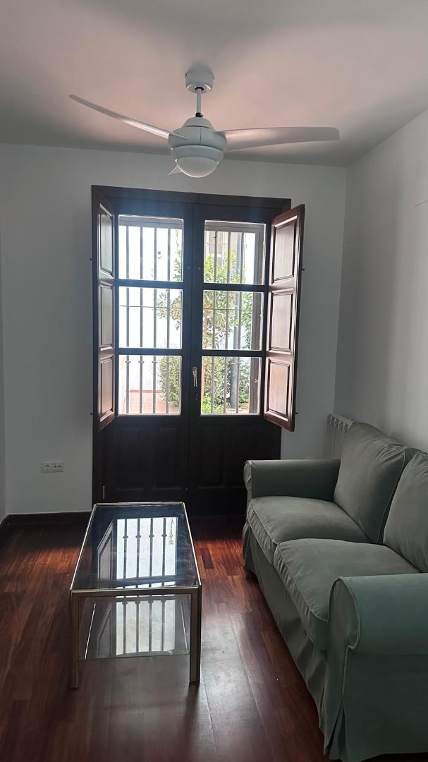 Flat for rent in  Granada Capital  with Furnished