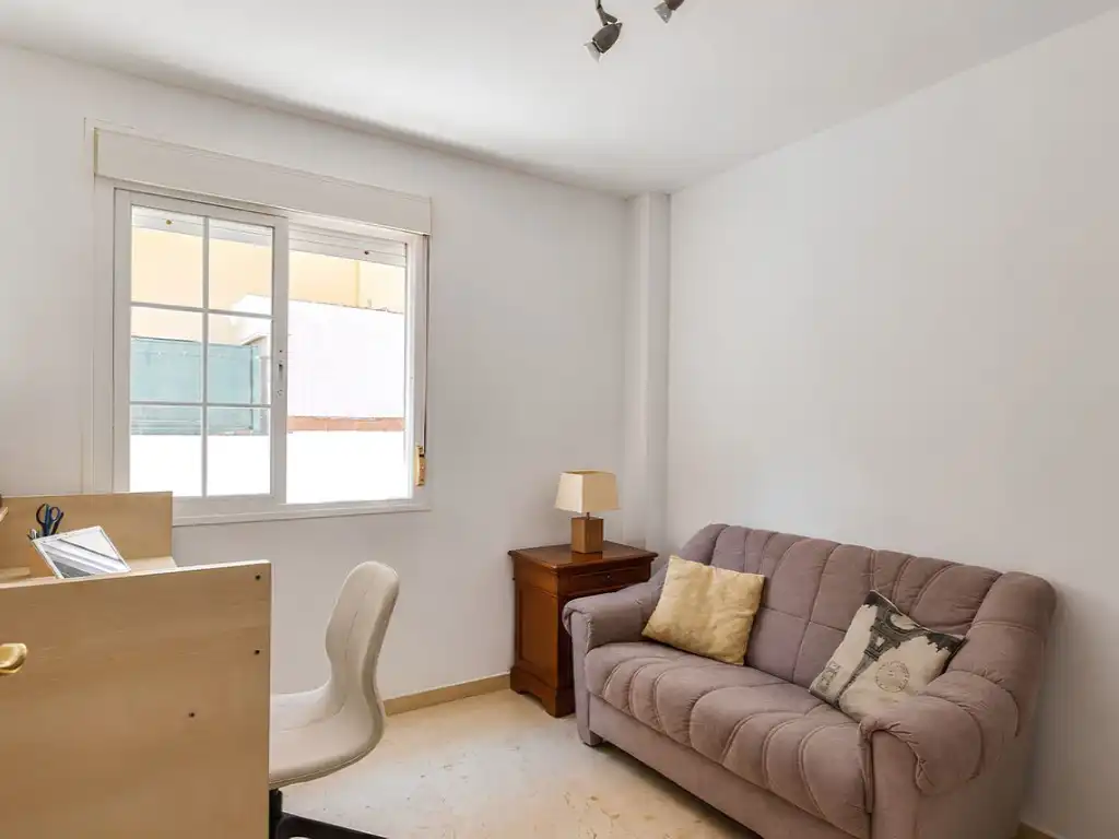 Habitación de Casa adosada en venta en Benalmádena con Aire acondicionado, Jardín privado y Amueblado