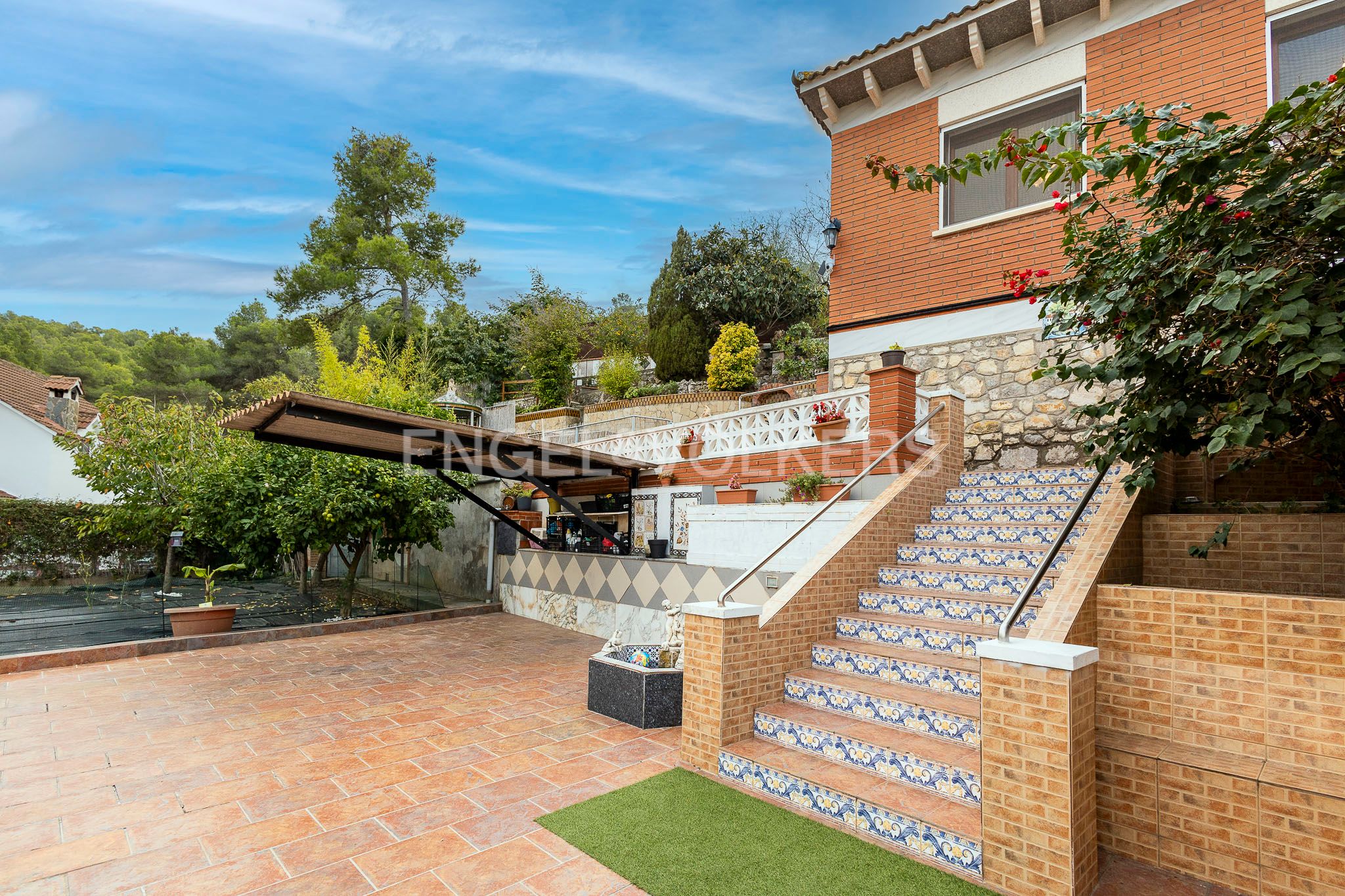 Vista exterior de Casa o chalet en venta en Sant Pere de Ribes con Aire acondicionado, Calefacción y Jardín privado