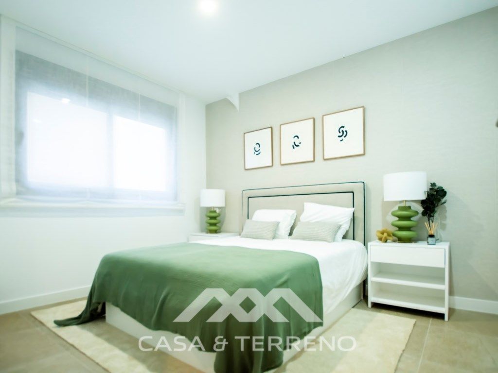 Dormitori de Casa o xalet en venda en Rincón de la Victoria amb Aire condicionat, Jardí privat i Terrassa