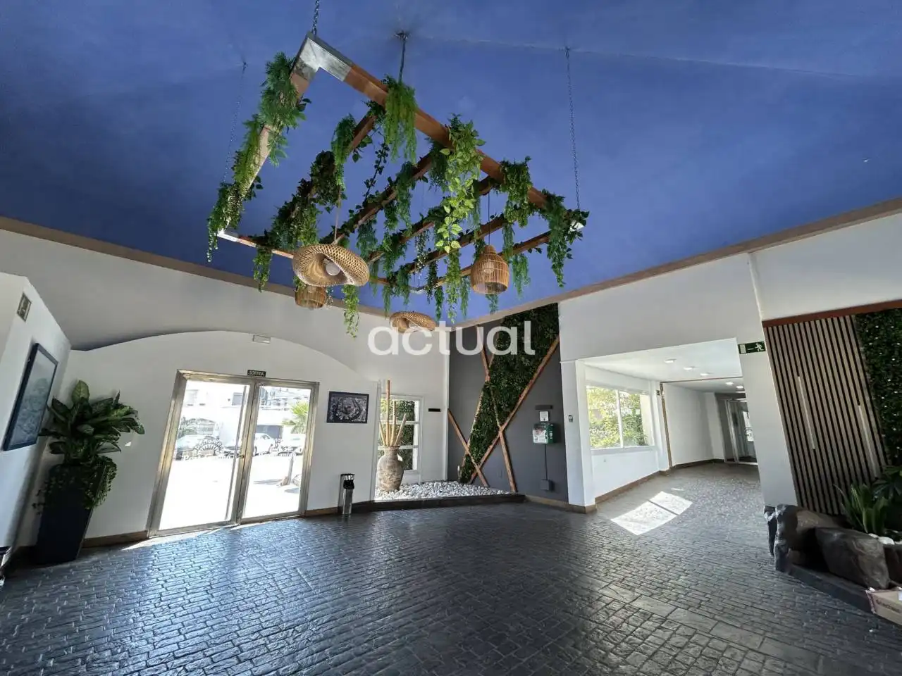 Apartamento con terraza en venta en Avenida port canigó, imagen 18