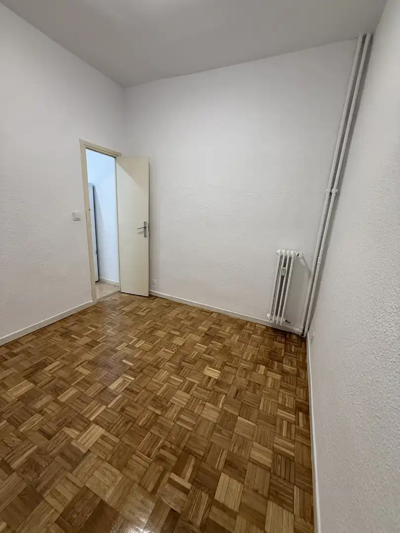 Schlafzimmer von Wohnung zur Miete in  Madrid Capital mit Klimaanlage