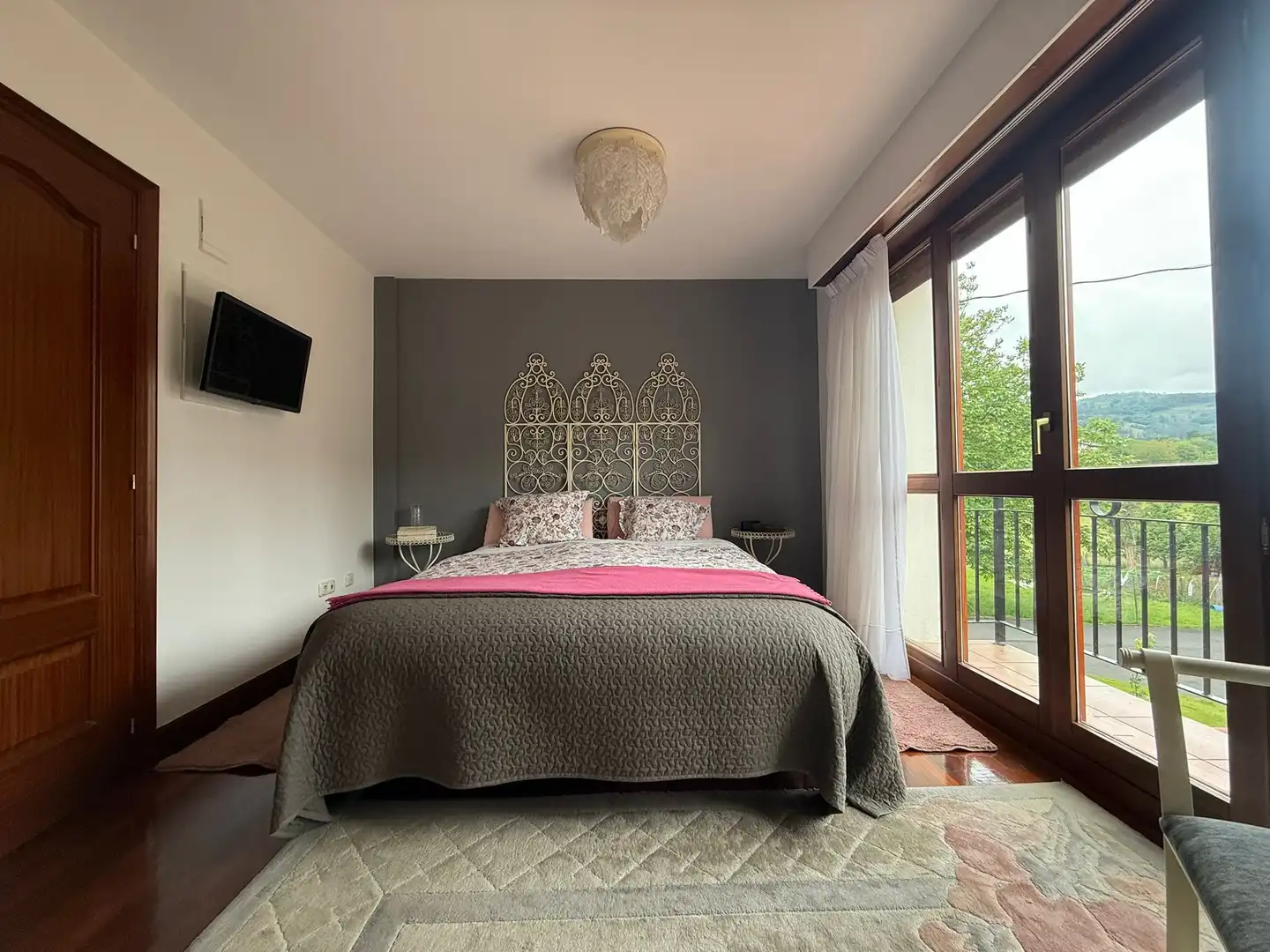 Bedroom of Detached homes for sale in Asteasu  with Terrace, Furnished and Balcony
