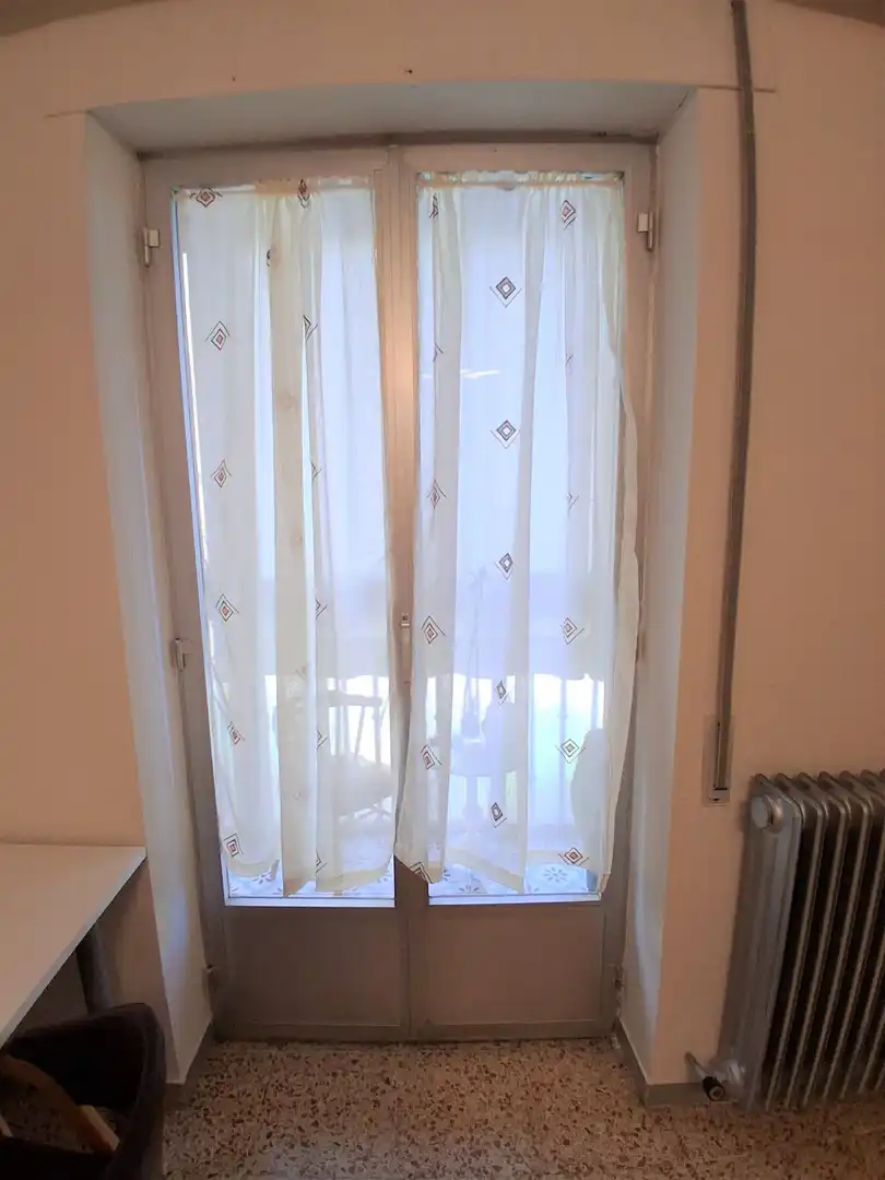 Dormitori de Pis per a compartir en Salamanca amb Calefacció i Moblat