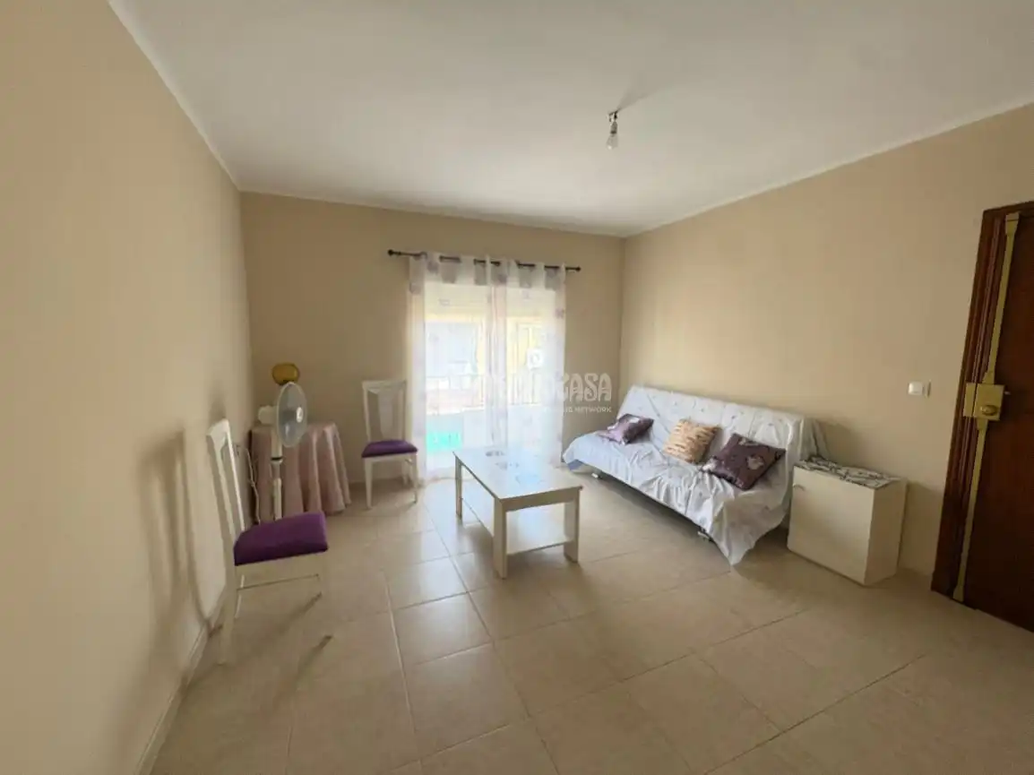Sala d'estar de Pis en venda en Jaén amb Balcó
