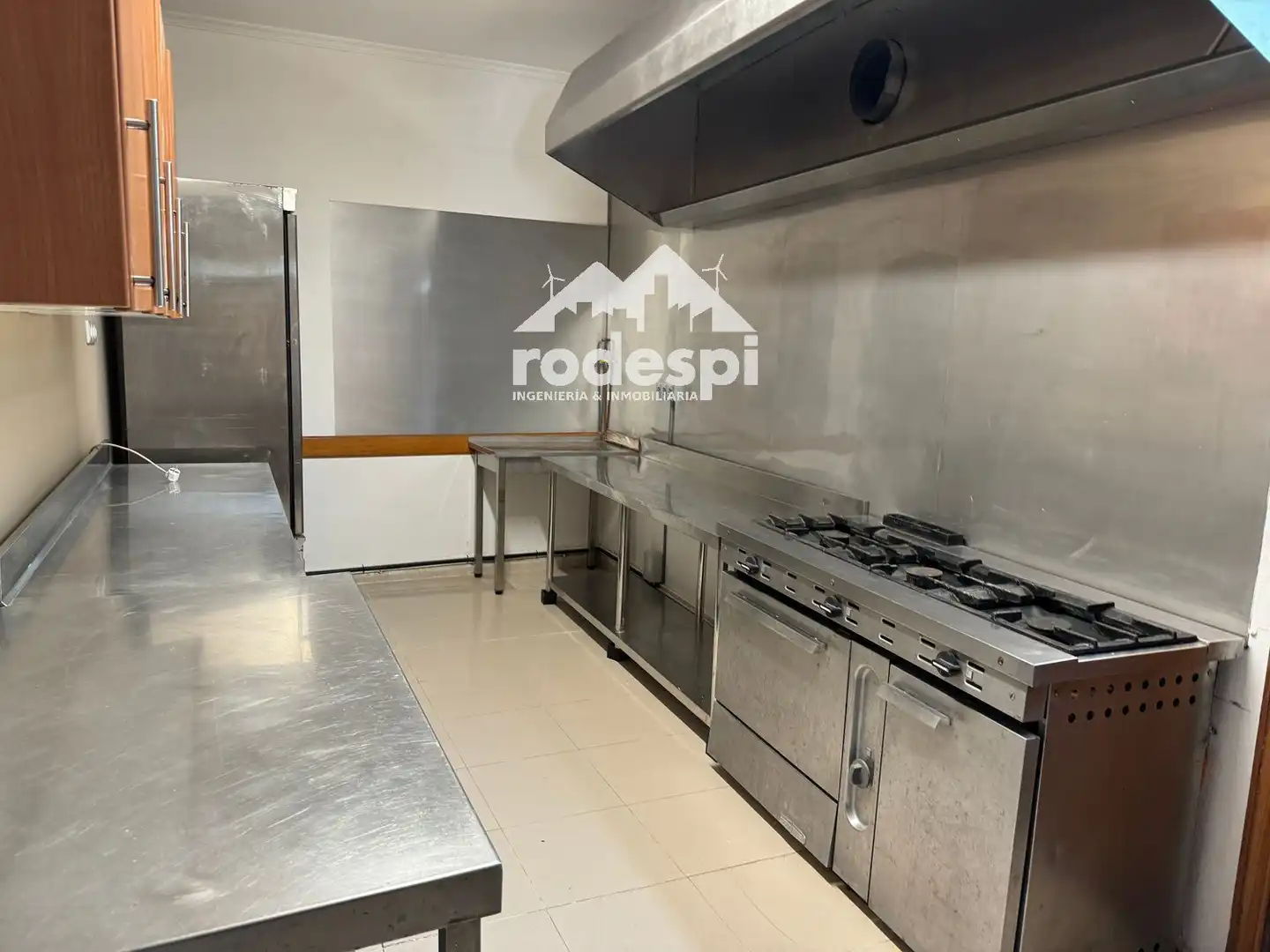 Kitchen of Commercial properties for rent in Arbo  with Furnished
