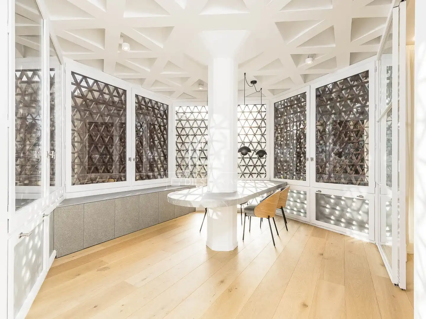 Esszimmer von Wohnung zum Verkauf in Barcelona mit Klimaanlage, Heizung und Privatgarten
