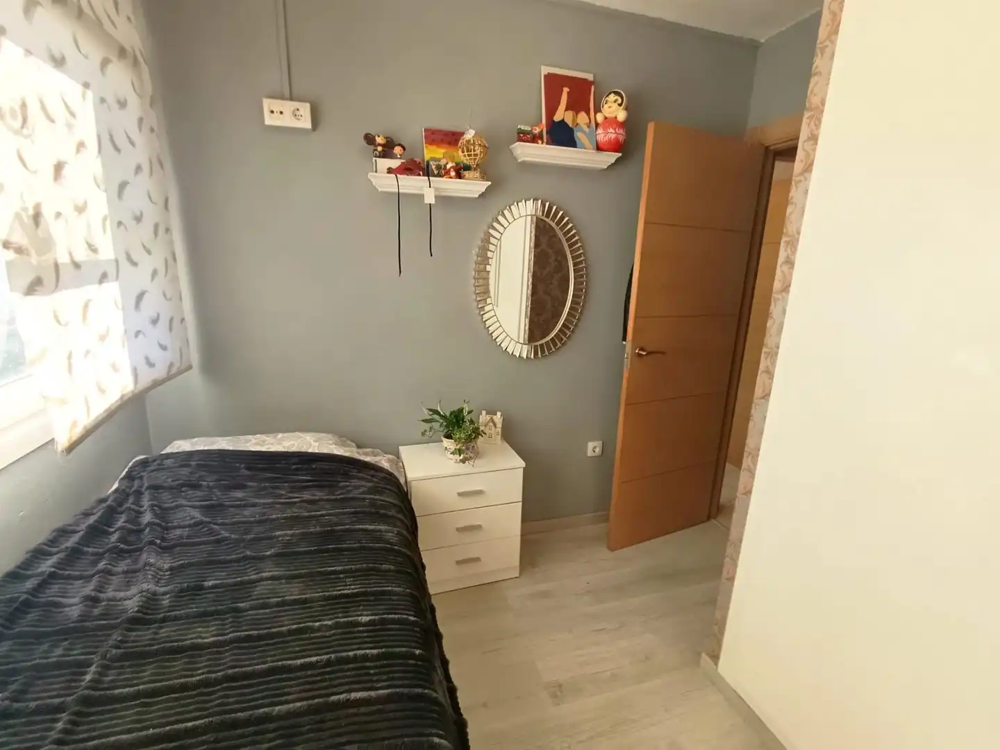 Schlafzimmer von Einfamilien-Reihenhaus zum Verkauf in Petrer mit Klimaanlage, Heizung und Gemeinschaftspool