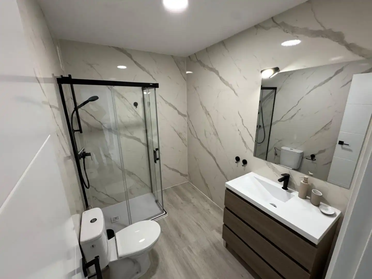 Bathroom of Flat for rent in Arcos de la Frontera  with Private garden, Terrace and Furnished