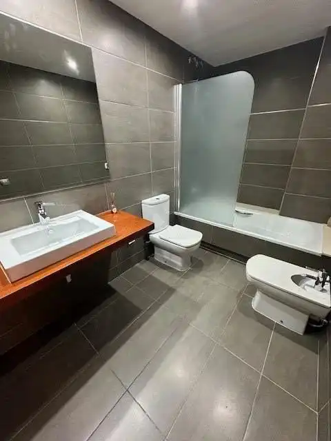 Bathroom of Flat for sale in Badalona  with Air Conditioner, Heating and Parquet flooring
