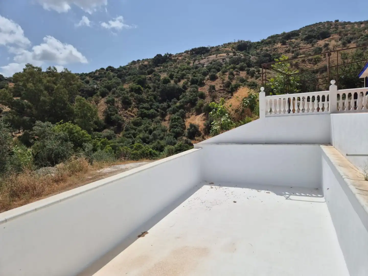 Vista exterior de Finca rústica en venta en Guaro con Calefacción, Terraza y Trastero