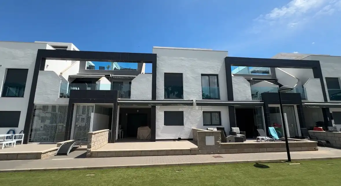 Exterior view of Attic for sale in Orihuela  with Air Conditioner, Terrace and Swimming Pool