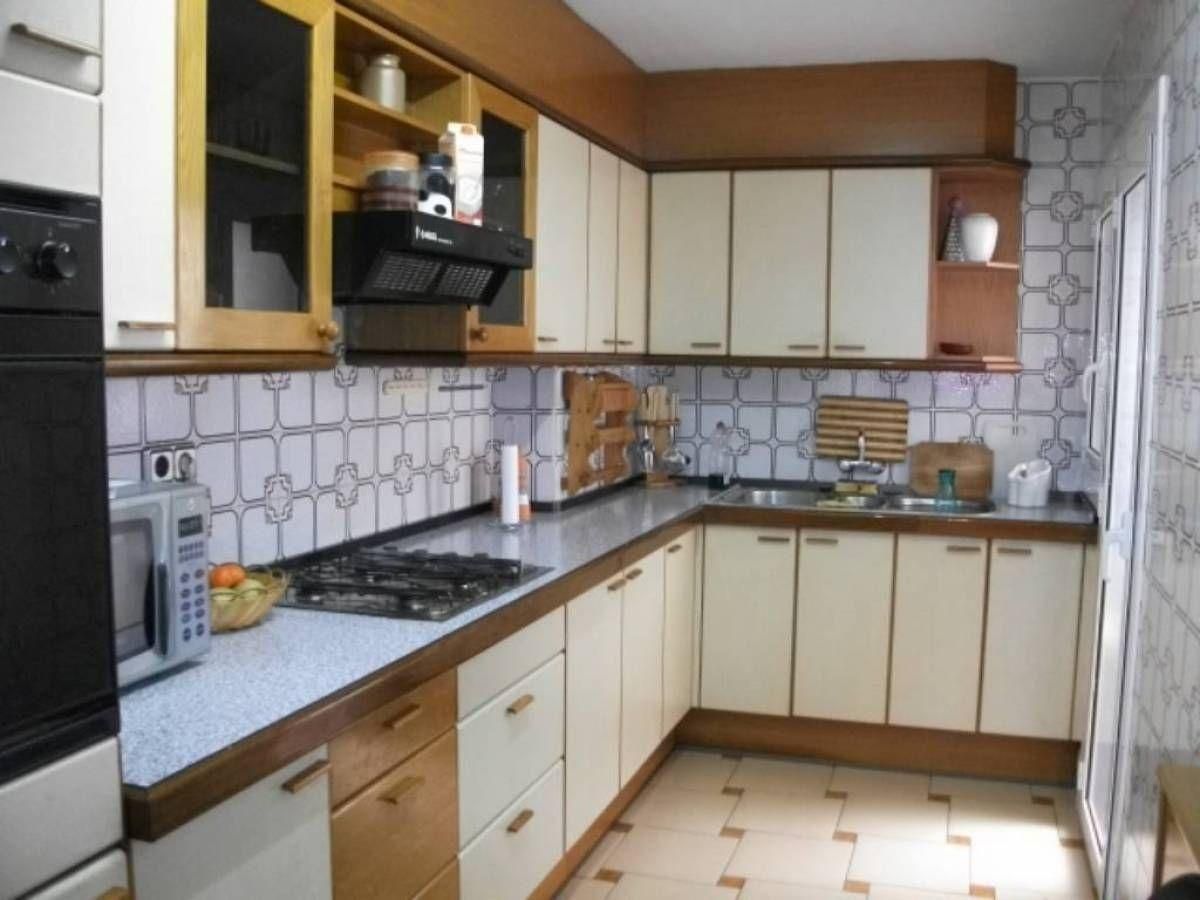 Cocina de Piso en venta en Manresa con Calefacción y Balcón