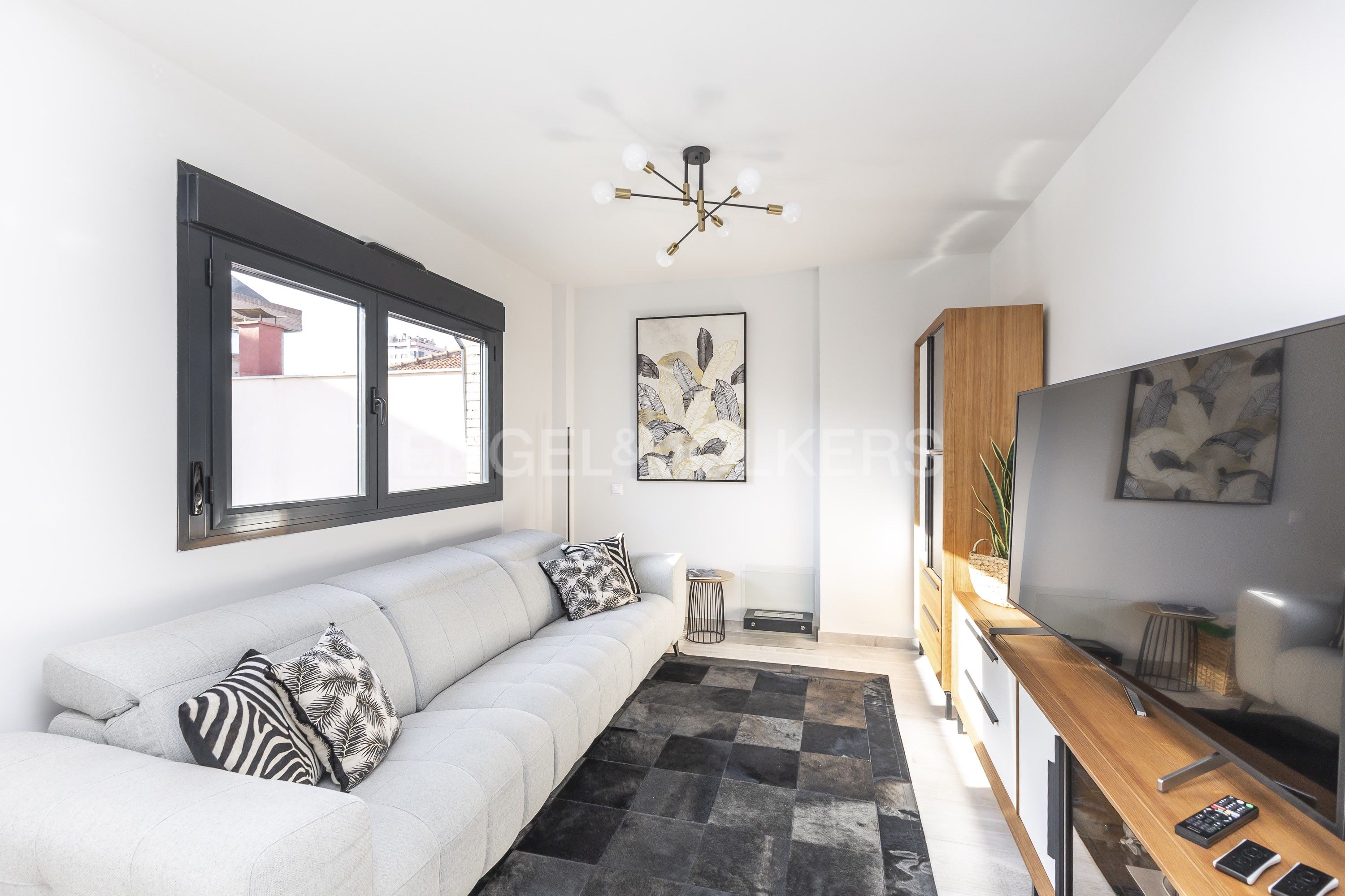 Living room of Apartment for sale in  Madrid Capital  with Heating and Swimming Pool