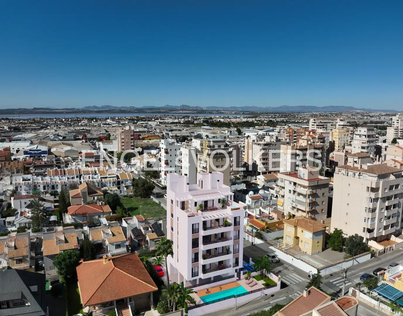 Vista exterior de Pis en venda en Torrevieja amb Aire condicionat, Calefacció i Terrassa