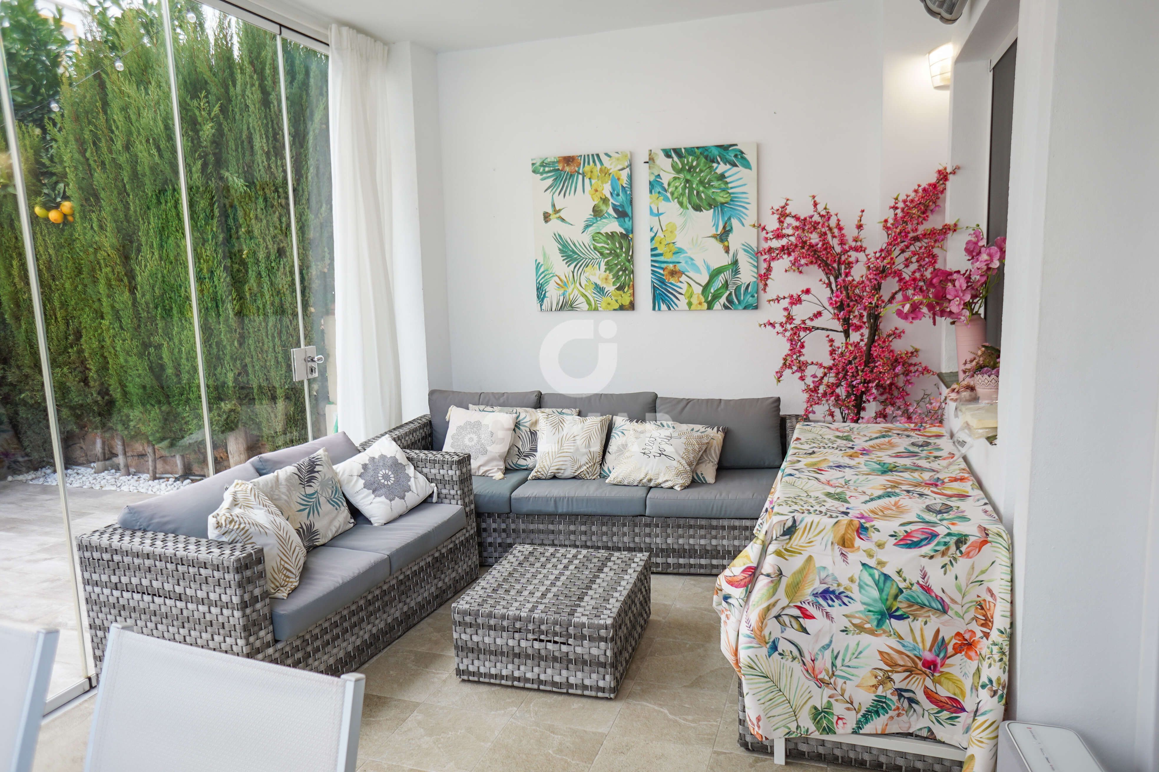 Living room of Single-family semi-detached for sale in Benalmádena  with Heating, Private garden and Swimming Pool