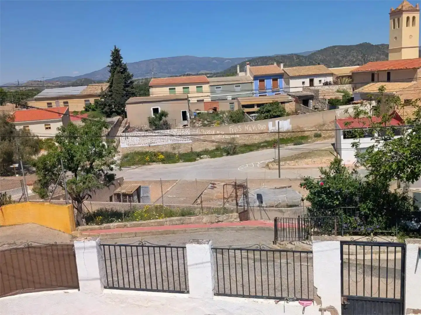 Piso en venta en Monóvar  / Monòver con Jardín privado y Trastero