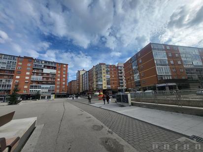 Vista exterior de Pis en venda en Burgos Capital amb Terrassa