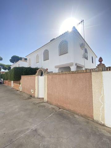 Casa adosada en Venta en Tiburon en Urbasur