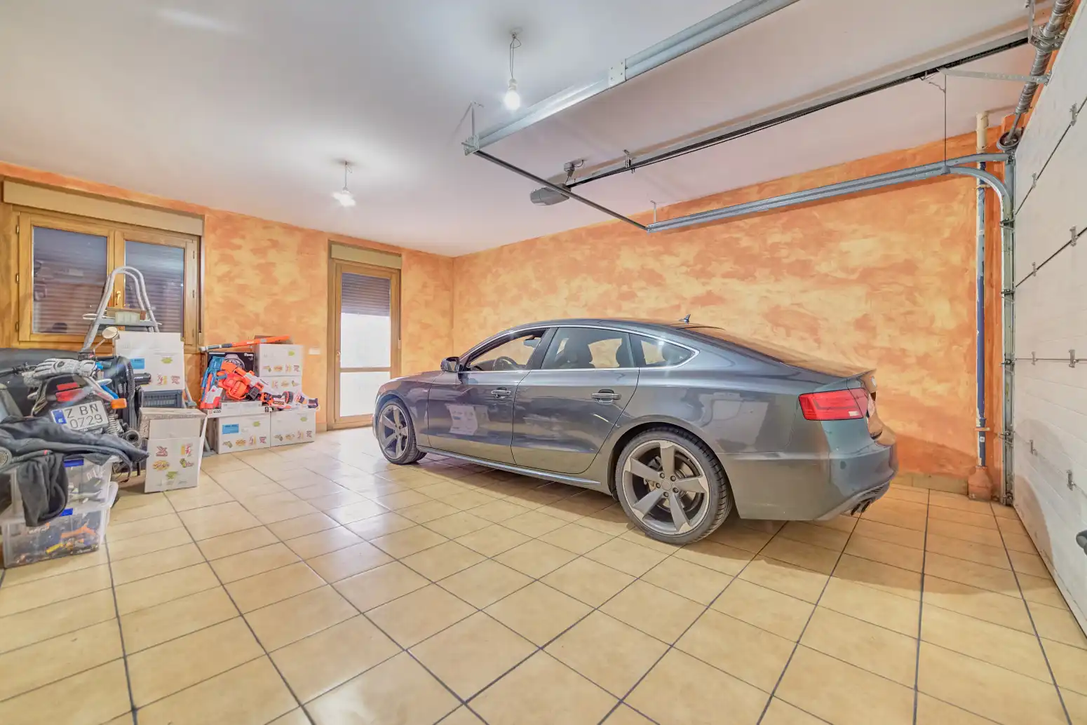 Parking de Casa adosada en venta en Olite / Erriberri con Calefacción, Jardín privado y Parquet