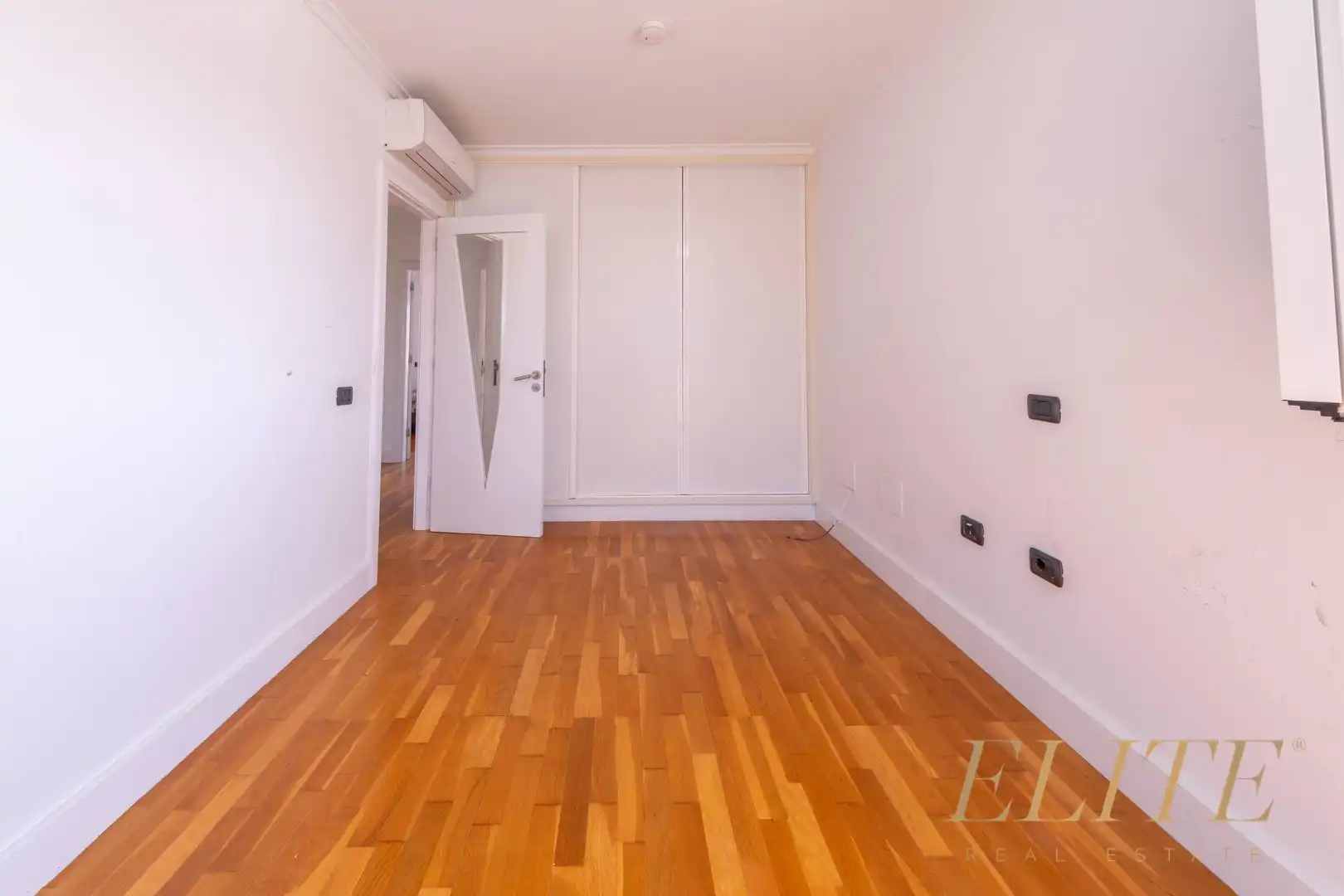 Dormitori de Casa adosada en venda en San Bartolomé de Tirajana amb Aire condicionat, Jardí privat i Terrassa